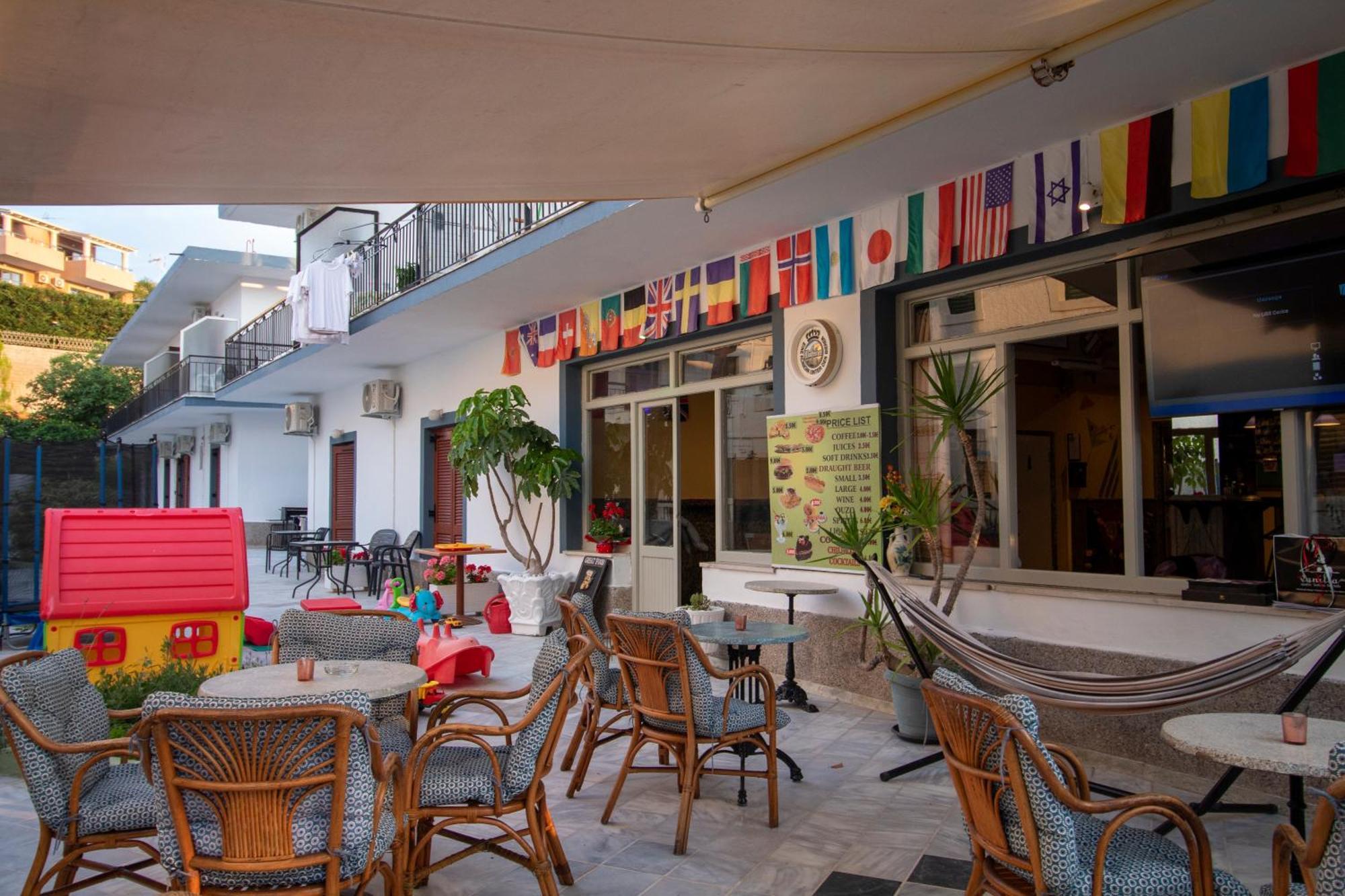 Harry'S Bar & Apartments 1 Acharavi (Corfu) Exterior foto