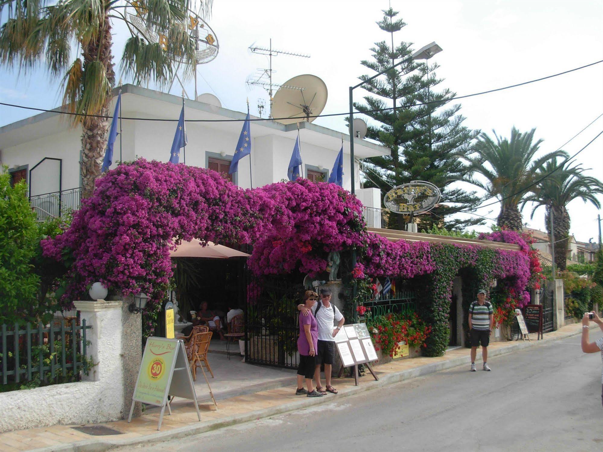Harry'S Bar & Apartments 1 Acharavi (Corfu) Exterior foto